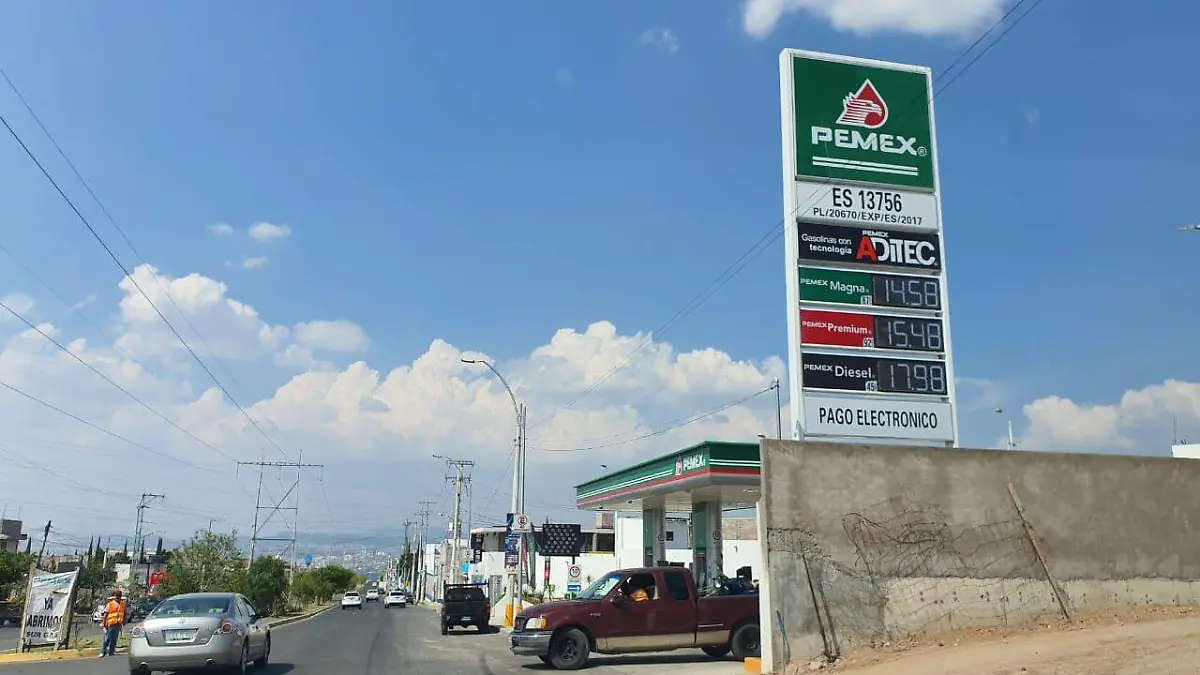 1A GASOLINERA 1_ELVIA BUENROSTRO